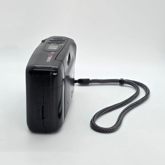 Yashica T4D 35mm Point & Shoot Camera Carl Zeiss Tessar 35mm f3.5 - Picture 5 of 9